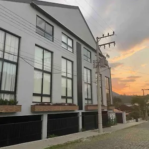 Novo E Confortavel Loft - Ate 4 Pessoas Apartamento